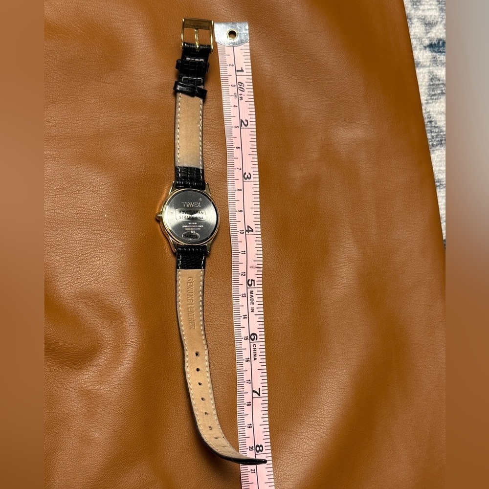 Vintage Timex Black Gold Watches (2) - Picture 7 of 7